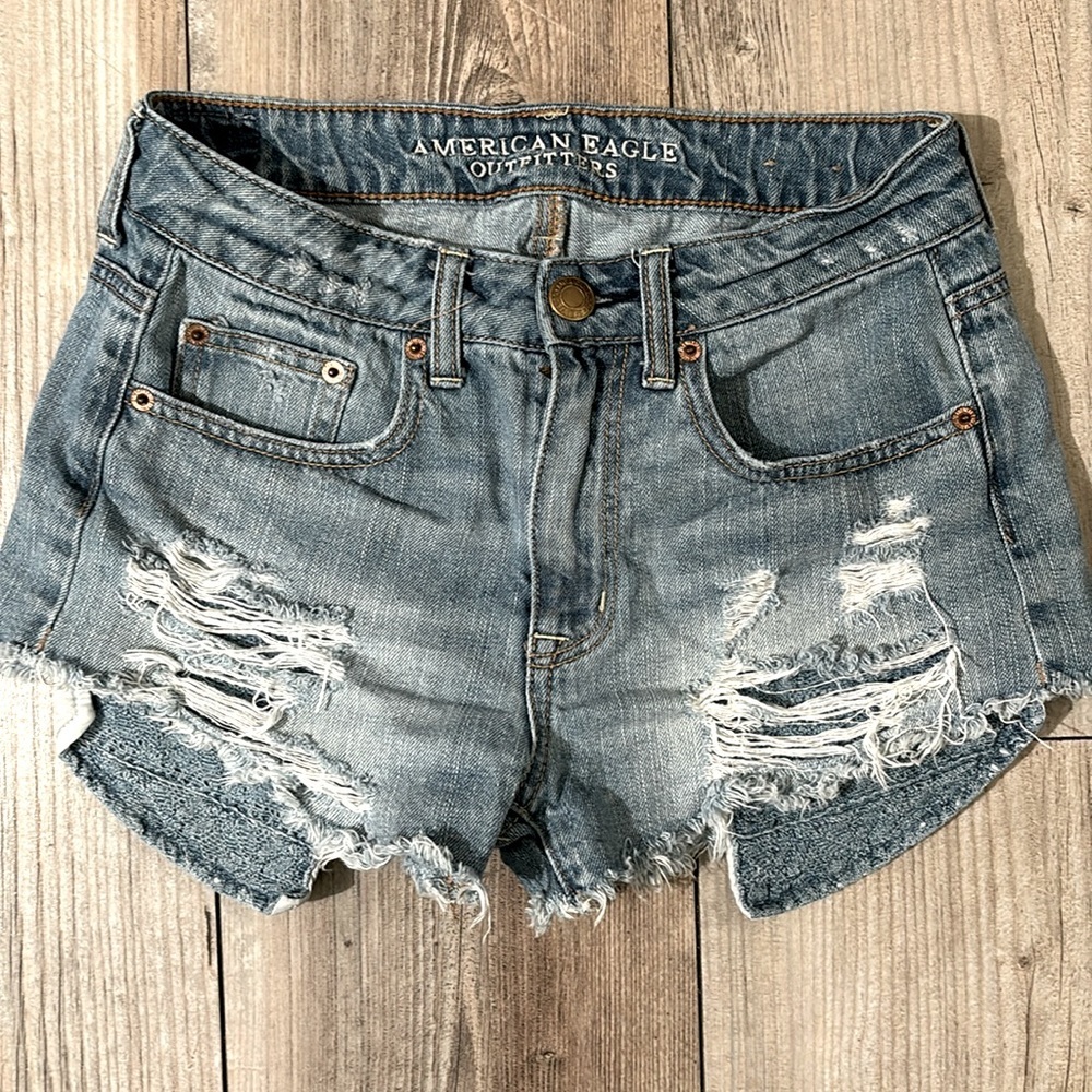 American Eagle High Rise Festival Size 2 Denim Shorts